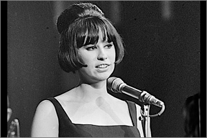 Fly Me to the Moon (Voice Astrud Gilberto, Piano comp. and Orchestra) by Astrud Gilberto