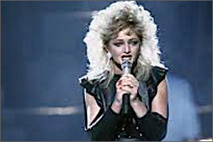 Total Eclipse of the Heart (Voice Bonnie Tyler, Piano comp. and Orchestra) by Bonnie Tyler